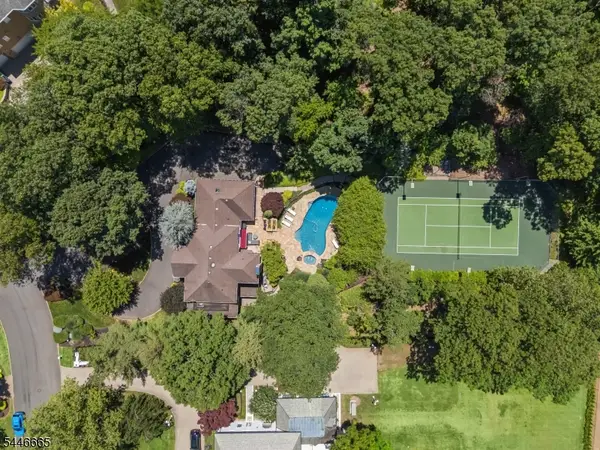 45 Acorn Road, Watchung Boro, NJ 07069