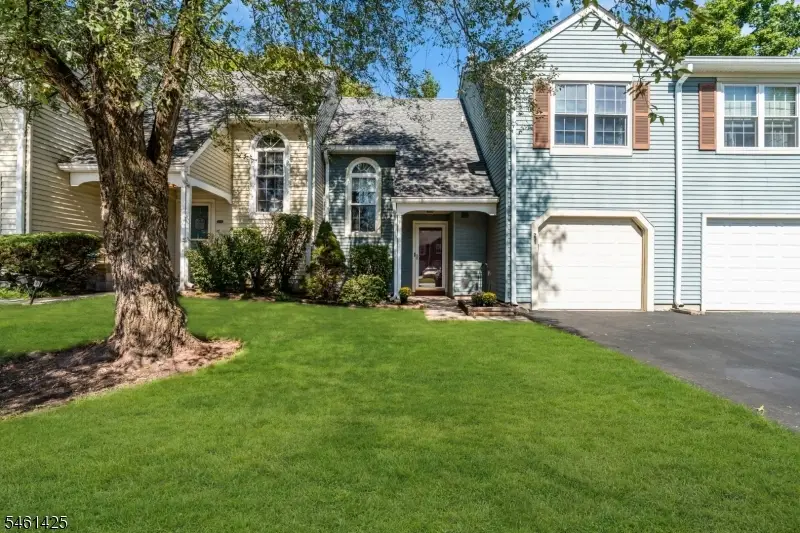 235 Mcauliffe Ct, Franklin, NJ 08873 - #2
