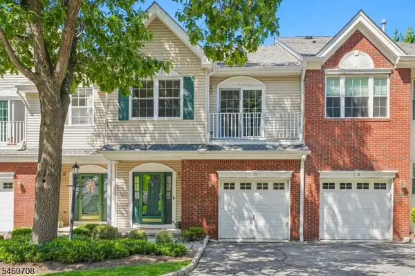20 Kensington Dr, Randolph Twp., NJ 07869