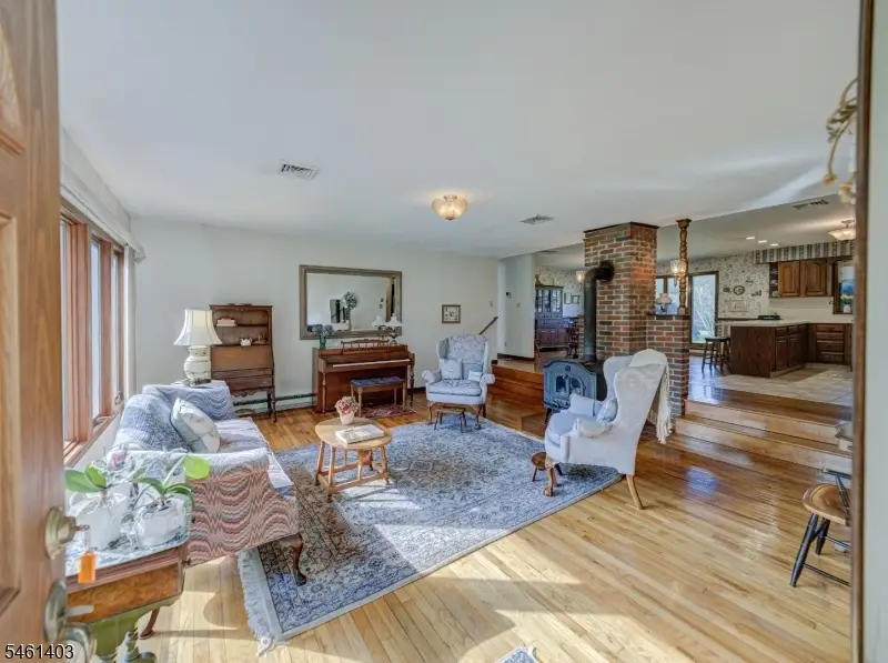 26 Fitzer Rd, Kingwood, NJ 08825 - #3
