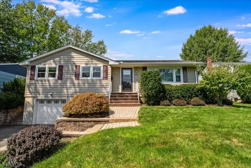 2105 Maple View Ct, Scotch Plains, NJ 07076 - #1