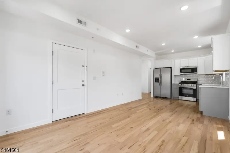 713 South 11th St, Newark, NJ 07103 - #2