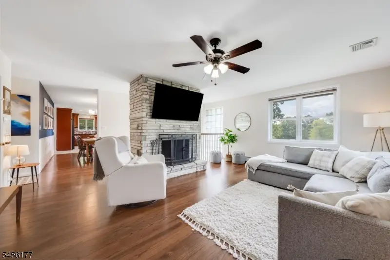 27 Dalewood Rd, Wayne, NJ 07470 - #2