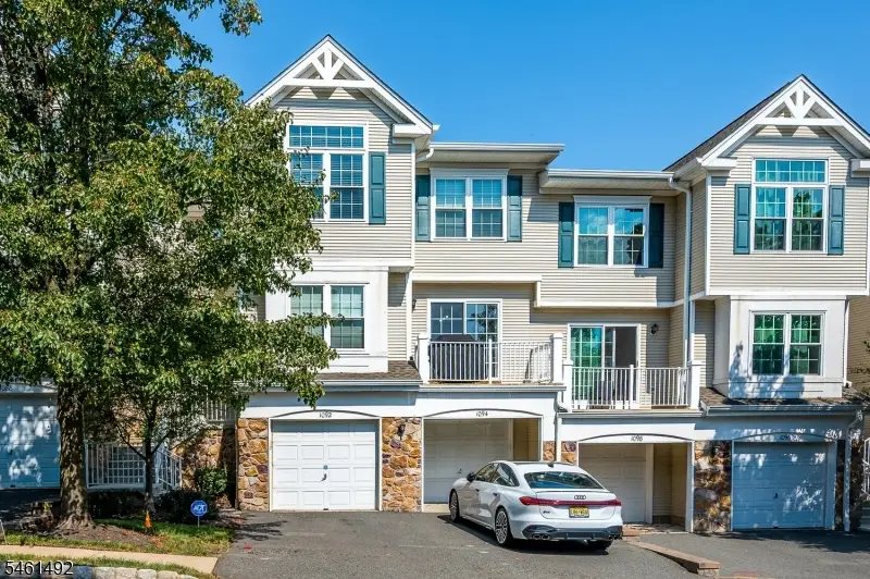 1092 Shadowlawn Dr, Dunellen, NJ 08812 - #1
