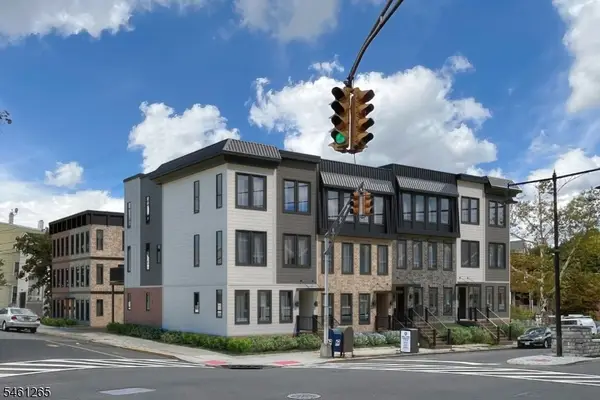 504 Davis Ave, Harrison Town, NJ 07029
