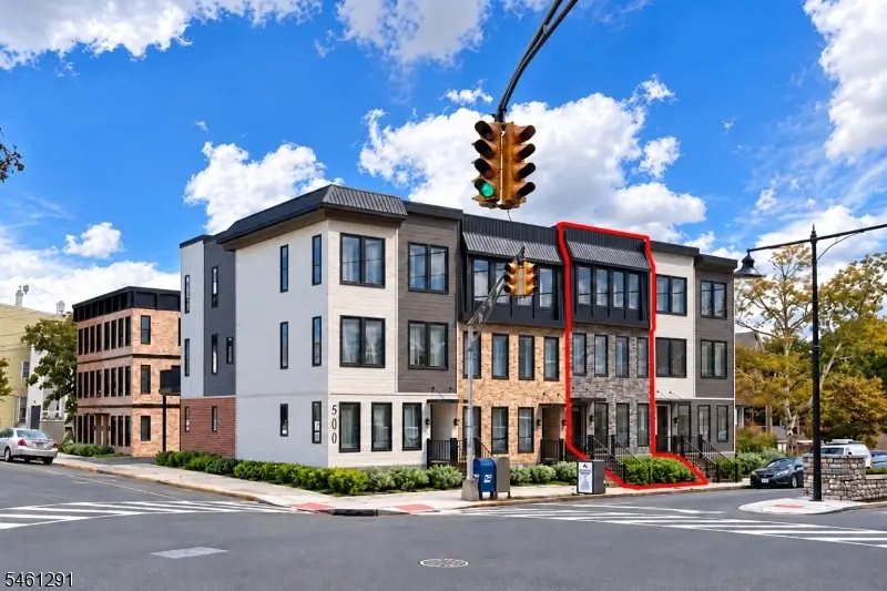 504 Davis Ave, Harrison, NJ 07029 - #2