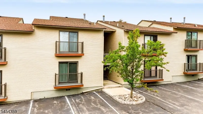 711 Spruce Hills Dr #711, Glen Gardner, NJ 08826 - #2