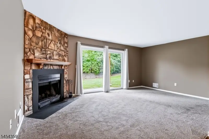 711 Spruce Hills Dr #711, Glen Gardner, NJ 08826 - #3