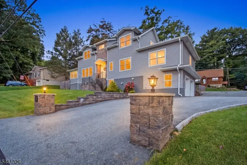 677 Canistear Rd, Highland Lakes, NJ 07422 - #2