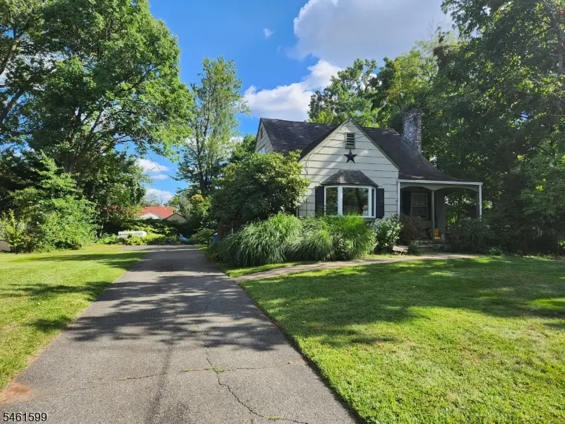 284 Manning Ave, North Plainfield, NJ 07060 - #2