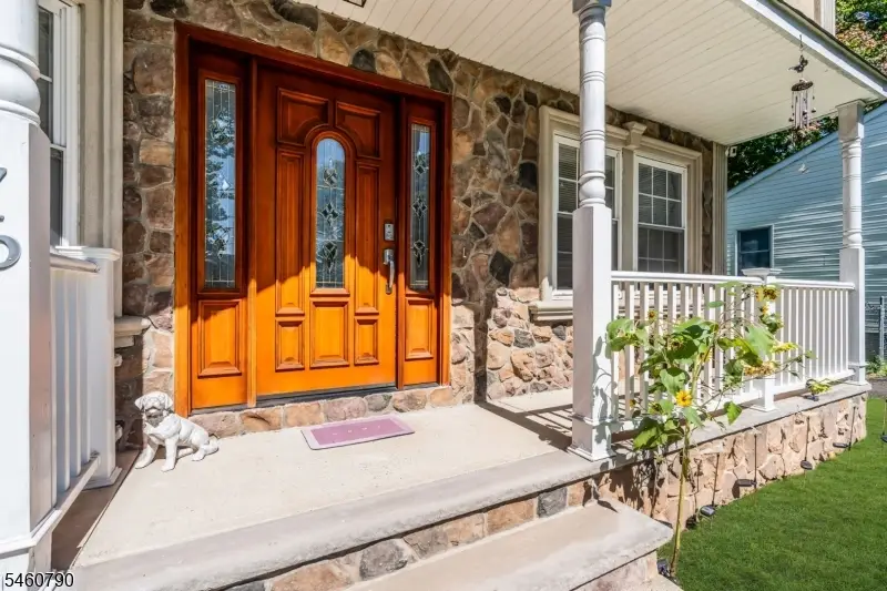576 Richfield Ave, Kenilworth, NJ 07033 - #3