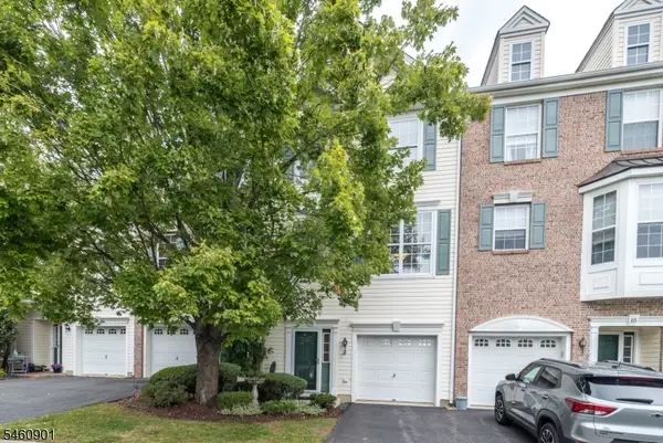 13 Hope St, Lopatcong Twp., NJ 08865