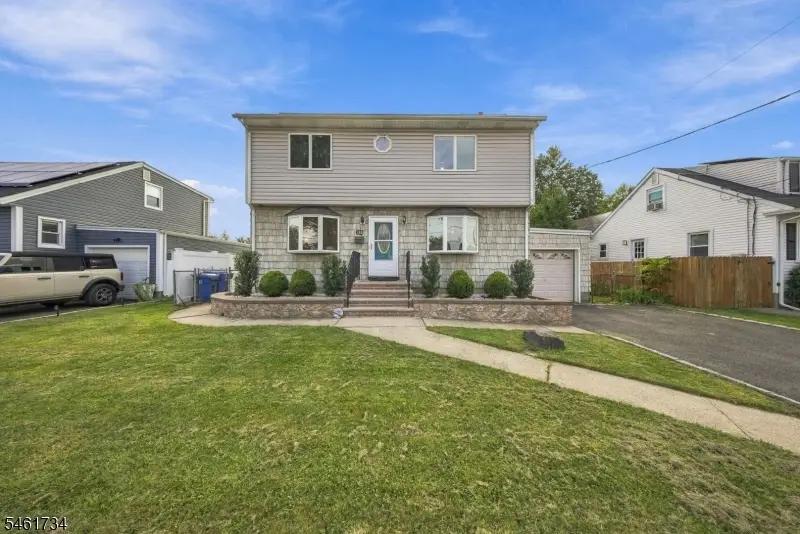 126 Martin Dr, South Plainfield, NJ 07080 - #2