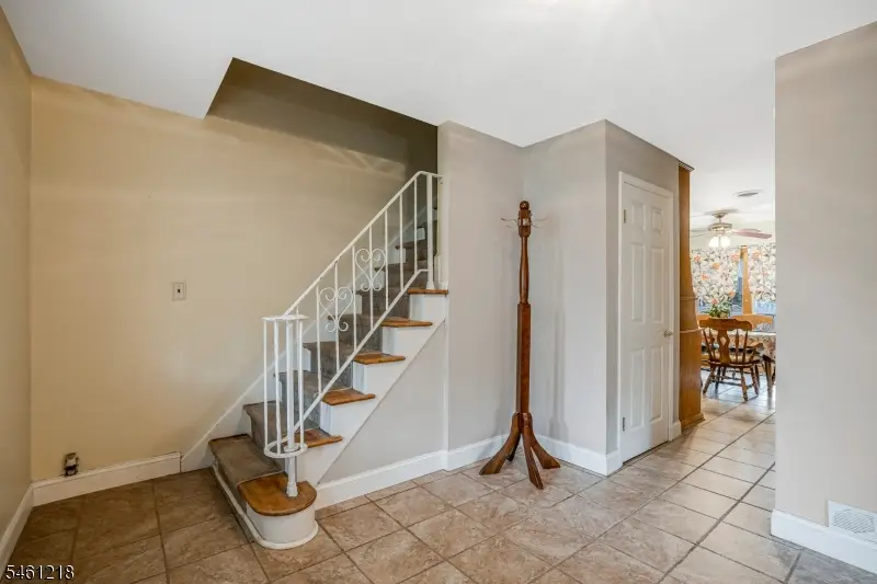 11 Woodrow Wilson Dr, Edison, NJ 08820 - #2