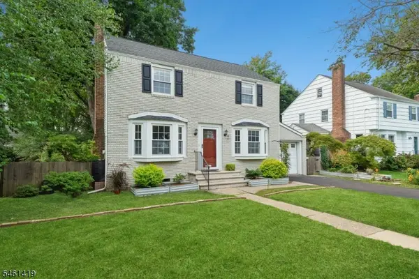 26 Brookdale Rd, Bloomfield Twp., NJ 07003