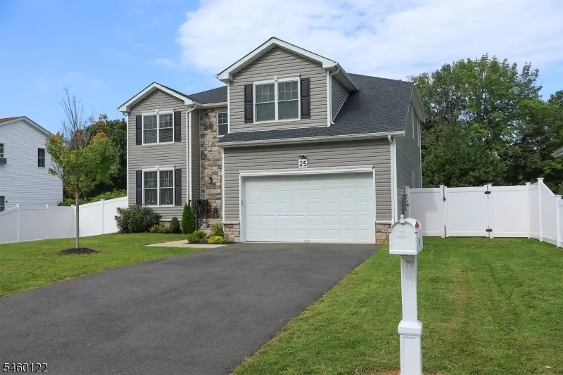 25 Ferromonte Ave, Kenvil, NJ 07847 - #2