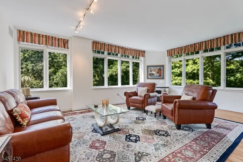 616 S Orange Ave, 4d #4D, Maplewood, NJ 07040 - #1