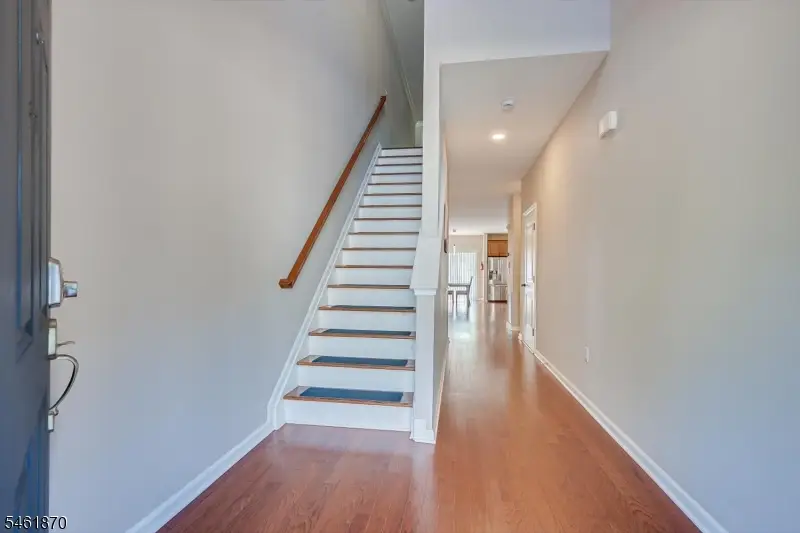 15 Bahr Cir, Verona, NJ 07044 - #3