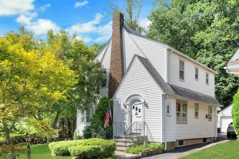 9 Sherwood Pl, Pleasantdale, NJ 07052 - #2