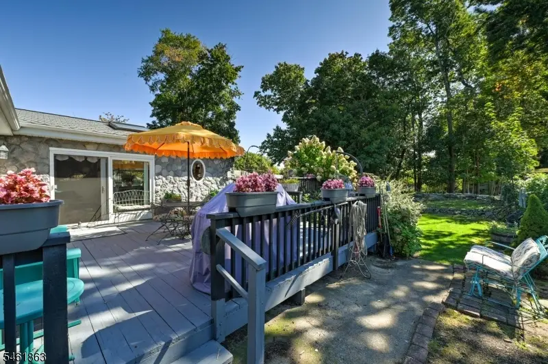 2 Armstrong Dr, Oak Ridge, NJ 07438 - #3