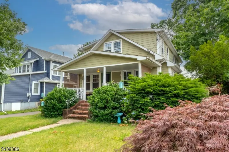 72 Minerva Ave, Hawthorne, NJ 07506 - #2