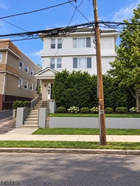 127 Goodwin Ave, Newark, NJ 07112 - #1