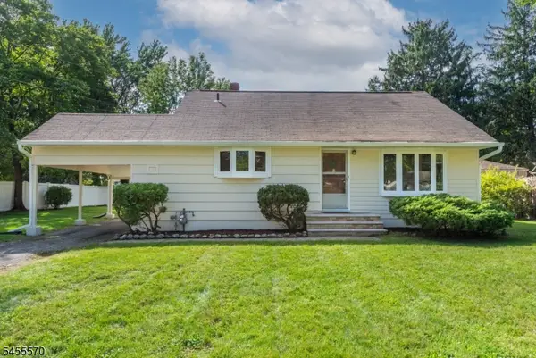 8 John St, Lincoln Park Boro, NJ 07035