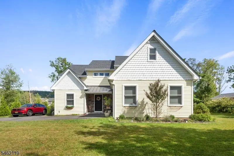 636 Willow Grove St, Hackettstown, NJ 07840 - #1