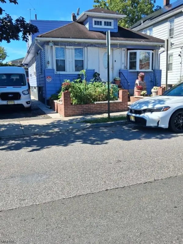 21 Ida St, Haledon Boro, NJ 07508