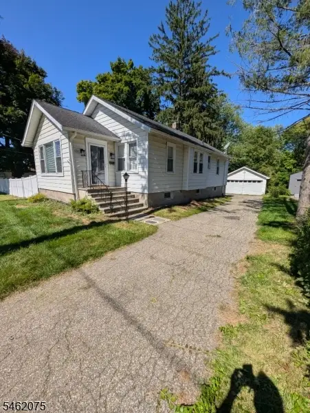 322 E Washington Ave, Washington Boro, NJ 07882