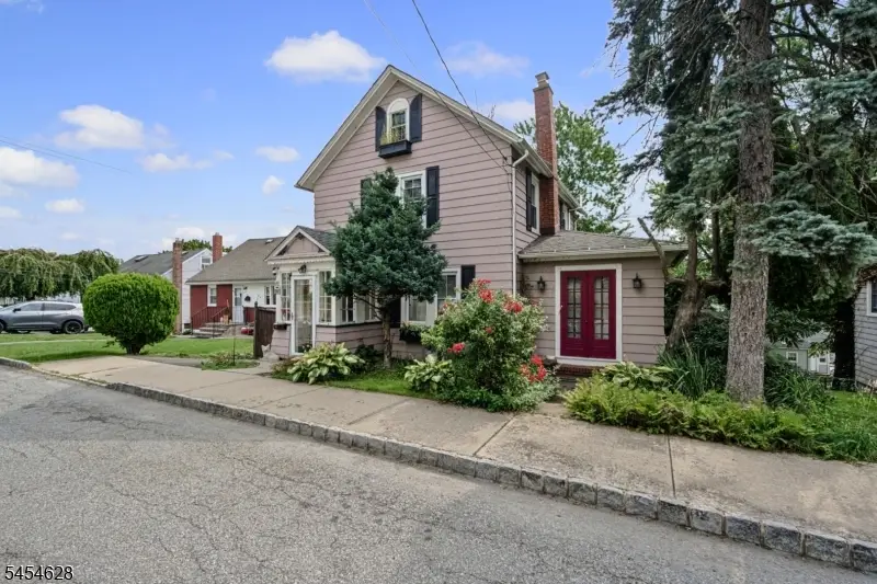 34 E Munson Ave, Dover, NJ 07801 - #3
