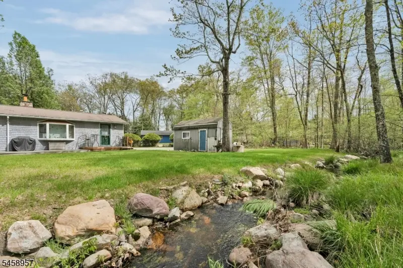 11 Doris Dr, Frankford, NJ 07860 - #3
