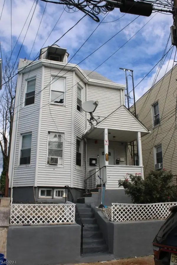 124 Albion Ave, Paterson City, NJ 07502