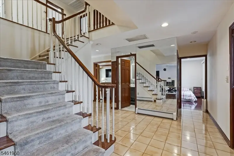 37 Jani Ct, Clifton, NJ 07013 - #3