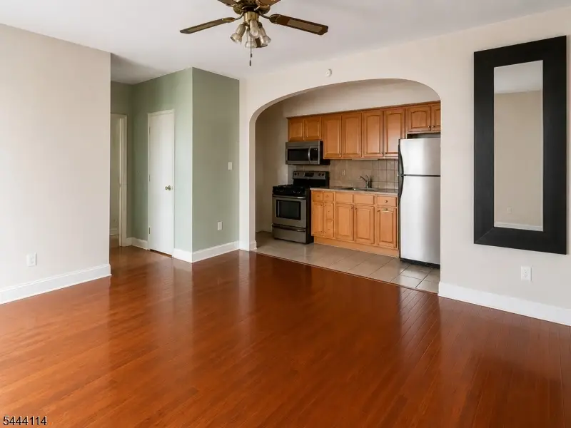 5 Pomona Ave #4A, Newark, NJ 07112 - #2