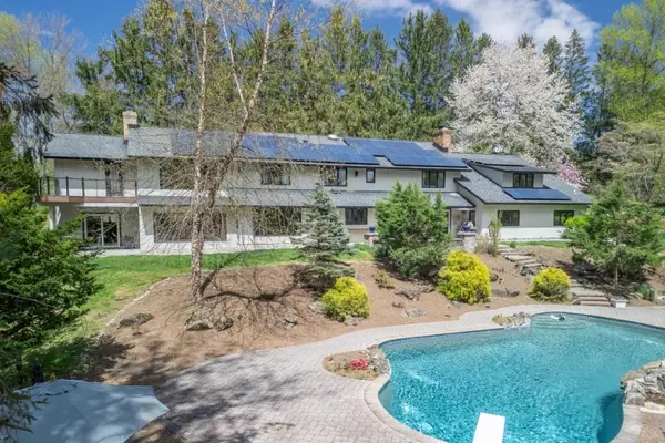 2 Elliot Farm Road, Tewksbury Twp., NJ 08858