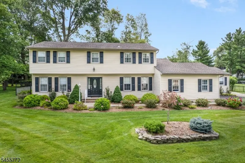 6 Selmar Ter, East Hanover, NJ 07936 - #1
