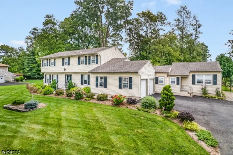6 Selmar Ter, East Hanover, NJ 07936 - #2