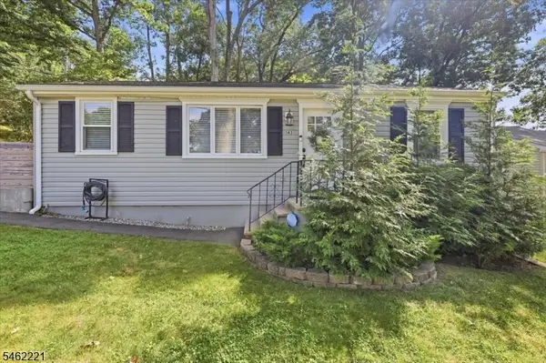 145 S New York Ave, Jefferson Twp., NJ 07849