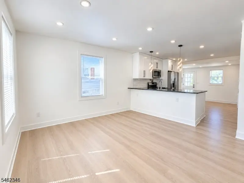 49 E Buckingham Ave, Mount Ephraim, NJ 08059 - #2