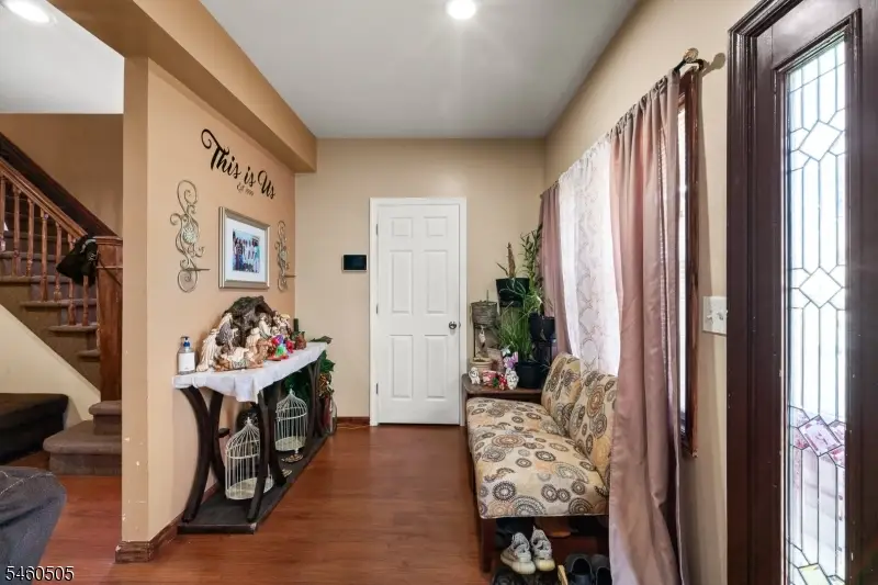 39 Richmond Ave, Paterson, NJ 07502 - #3