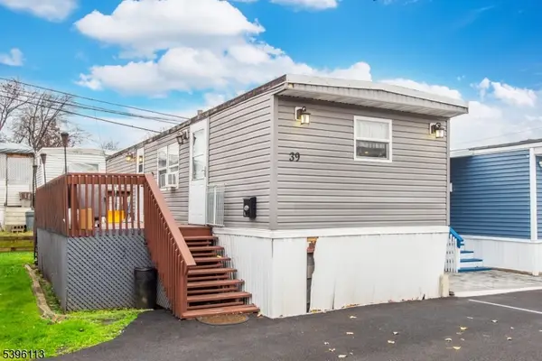 39 Helen Drive, Moonachie Boro, NJ 07074