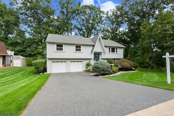 39 William Dr, Rockaway Boro, NJ 07866