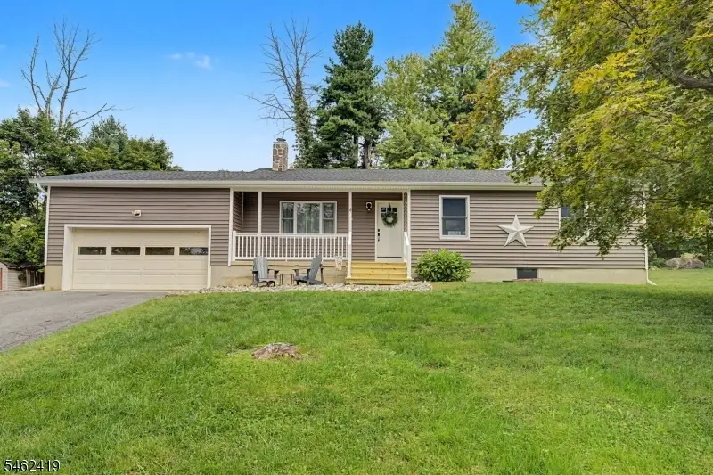 4 Gapview Ave, Silver Lake, NJ 07825 - #1