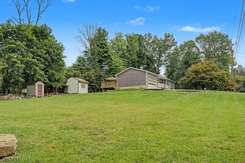4 Gapview Ave, Silver Lake, NJ 07825 - #3