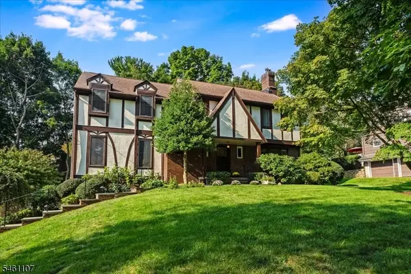 9 Canterbury Way, Morris Twp., NJ 07960