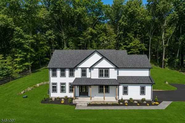 477 W Hill Rd, Lebanon Twp., NJ 08826