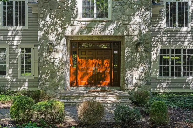2 Cobblefield Rd, Mendham, NJ 07945 - #3