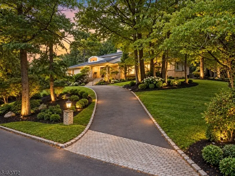 76 Mohawk Rd, Millburn, NJ 07078 - #1