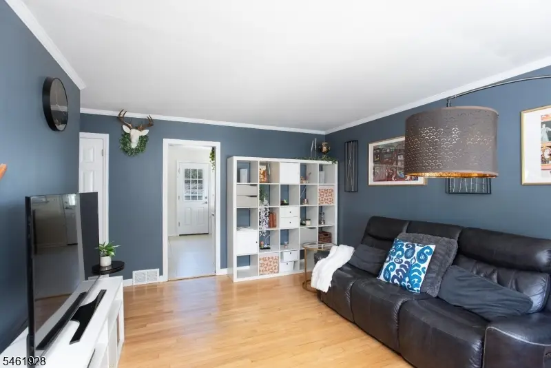 102 Gold St, Dunellen, NJ 08812 - #3